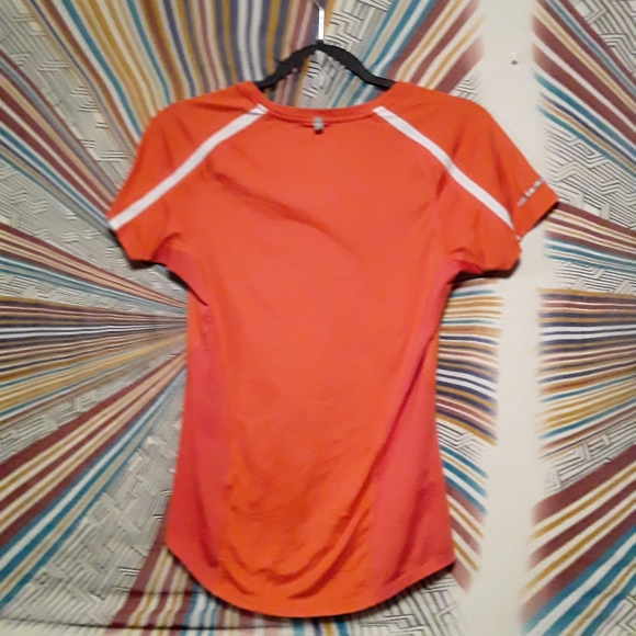 Nike Dri-Fit Womens XS Exercise/Running Teeshirt - Picture 10 of 13